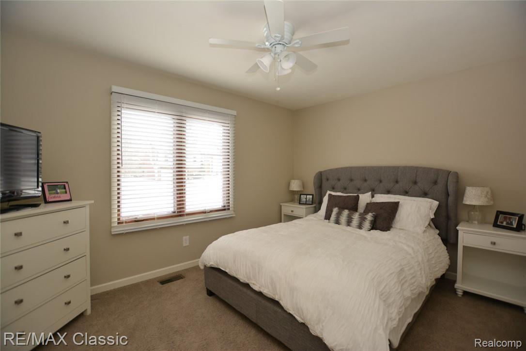 22529 Sheridan Road Novi, MI 48375 - Photo 13 of 17 Bedroom 3