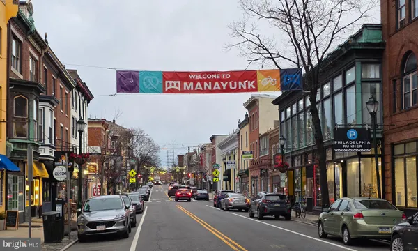 $2,600 | 4338 Cresson Street, Philadelphia, PA 19127