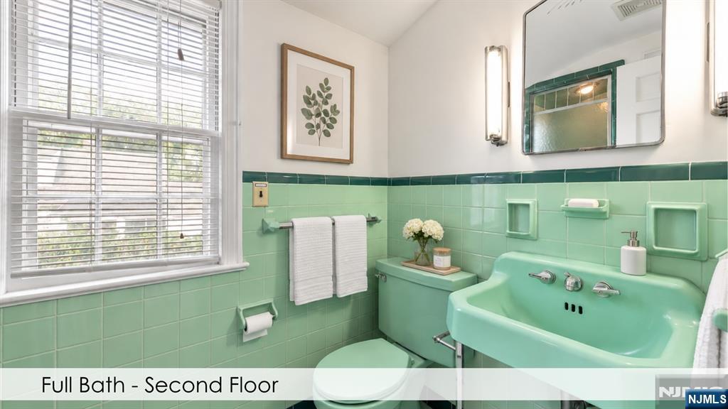 635 Maxwell Place Ridgewood, NJ 07450 - Photo 19 of 22 Gallery Image 19