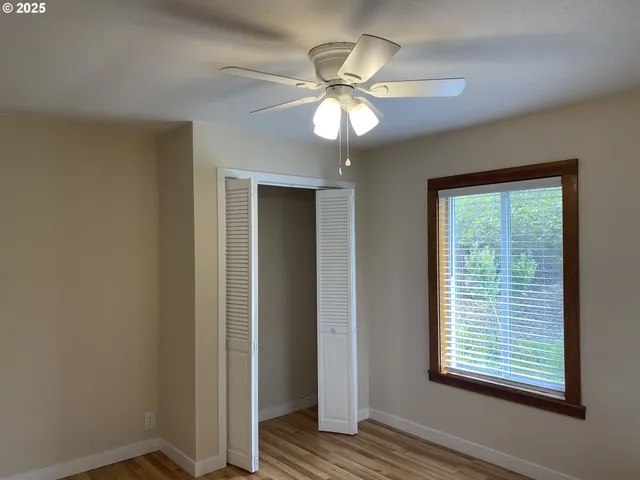 $395,000 | 312 Southeast Front Street, Oakland, OR 97462