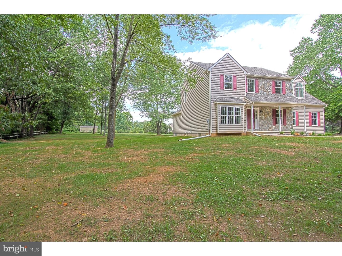 161 Sugarman Road Coatesville, PA 19320 - Photo 5 of 23 Side Yard