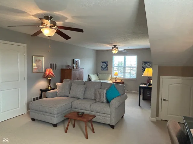 $360,000 | 1163 Extraordinary Trail, Unit 72, Greenfield, IN 46140