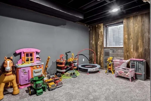 $525,000 | 4701 East County Road South, Beloit, WI 53511