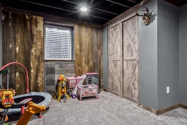 $525,000 | 4701 East County Road South, Beloit, WI 53511