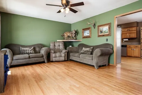 $525,000 | 4701 East County Road South, Beloit, WI 53511