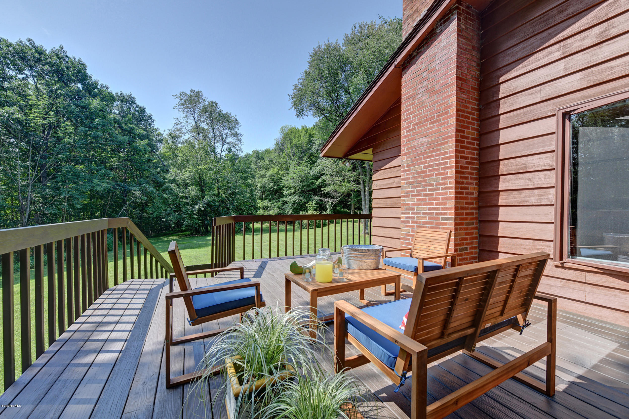 475 Hancock Road Pittsfield, MA 01201 - Photo 11 of 41 Deck