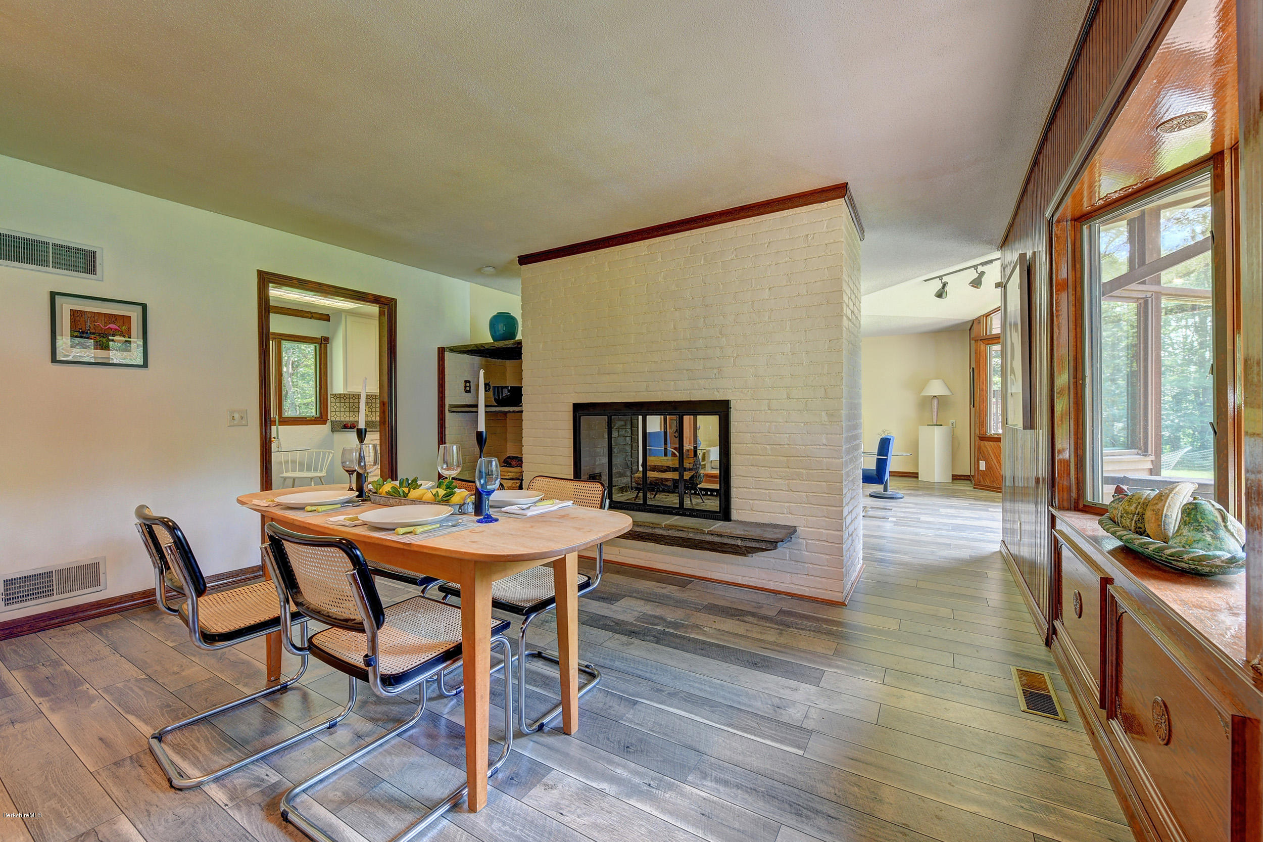 475 Hancock Road Pittsfield, MA 01201 - Photo 16 of 41 8-Dining Room