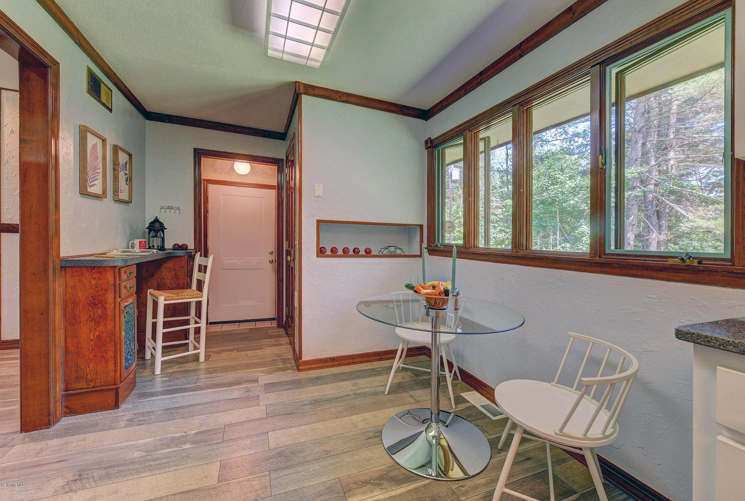 475 Hancock Road Pittsfield, MA 01201 - Photo 22 of 41 Breakfast Nook