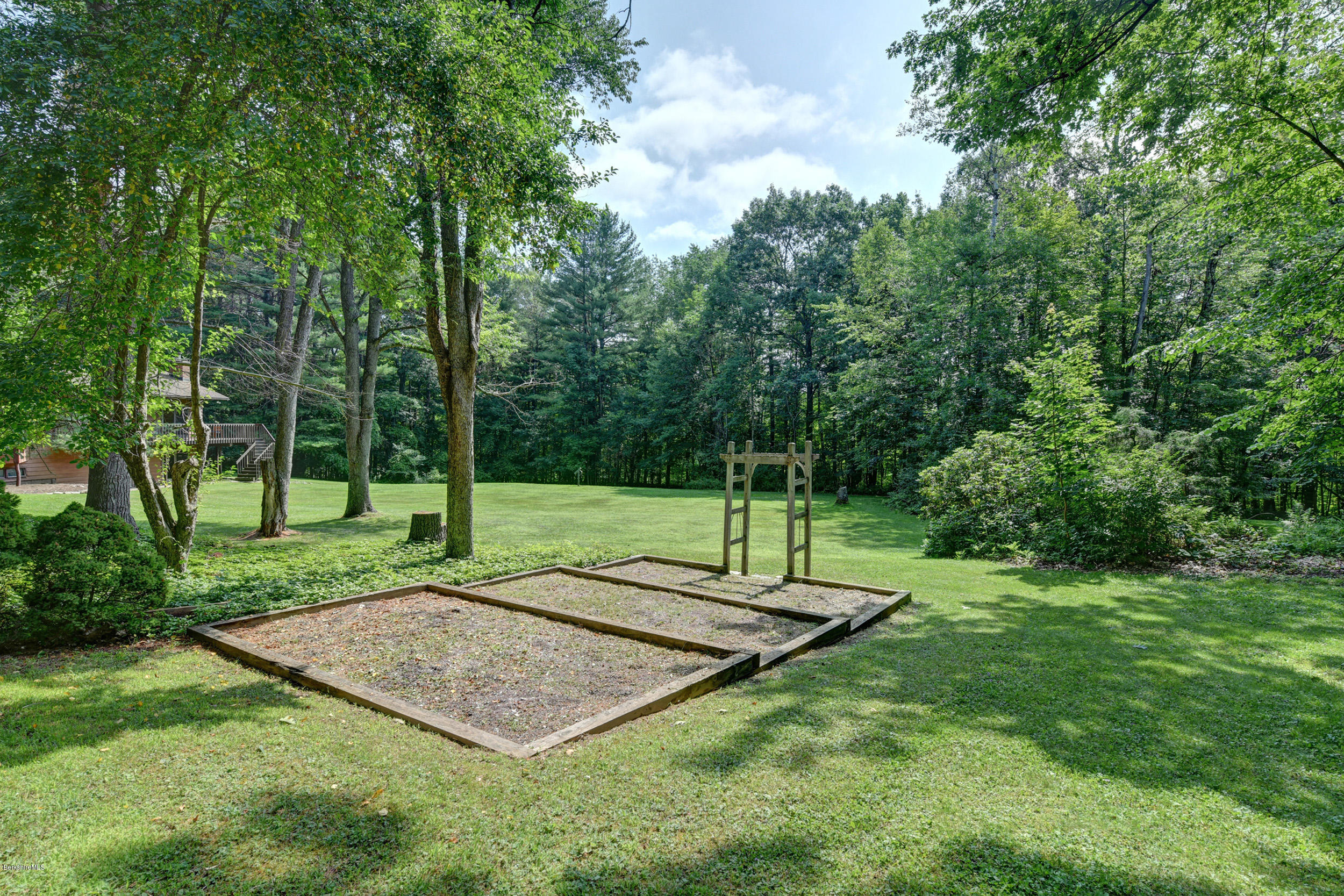 475 Hancock Road Pittsfield, MA 01201 - Photo 41 of 41 Garden Area