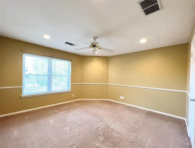 an empty room with a empty space