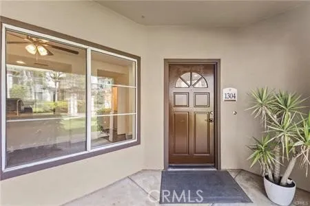 $3,300 | 2960 Champion Way, Unit 1304, Tustin, CA 92782
