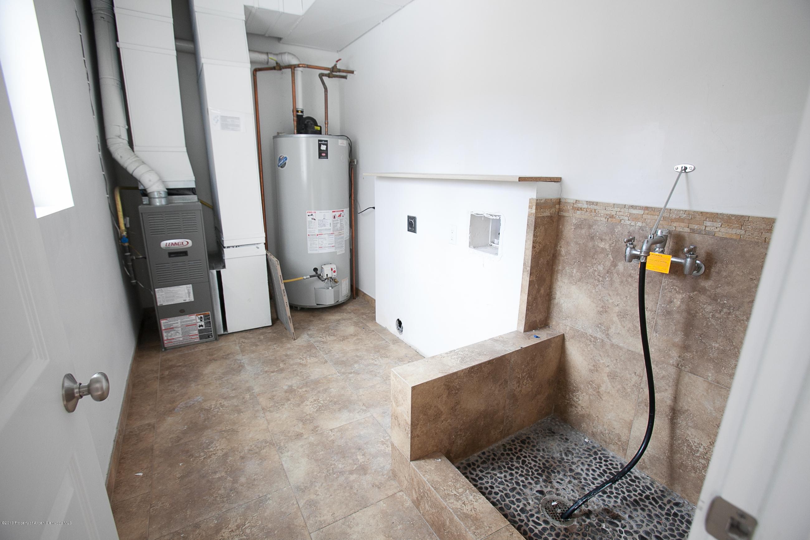 18 Rabbit Road Carbondale, CO 81623 - Photo 3 of 24 20130322_18Rabbit_0003