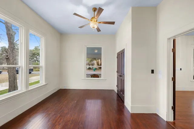 $595,000 | 452 North Jackson Street, La Grange, TX 78945