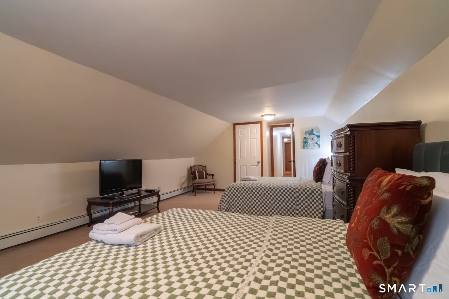 224 Ray Road New Haven, CT 06515 - Photo 29 of 37