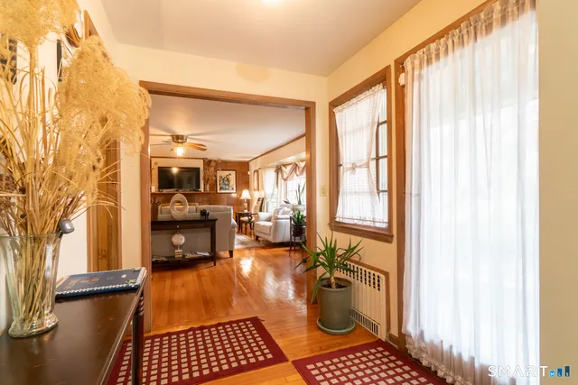 $695,000 | 224 Ray Road, New Haven, CT 06515