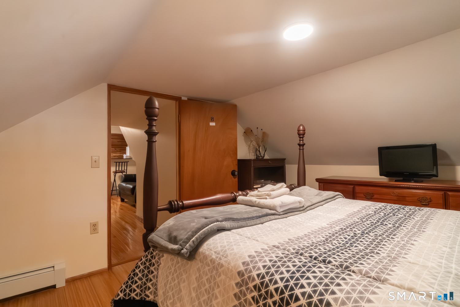 224 Ray Road New Haven, CT 06515 - Photo 33 of 37