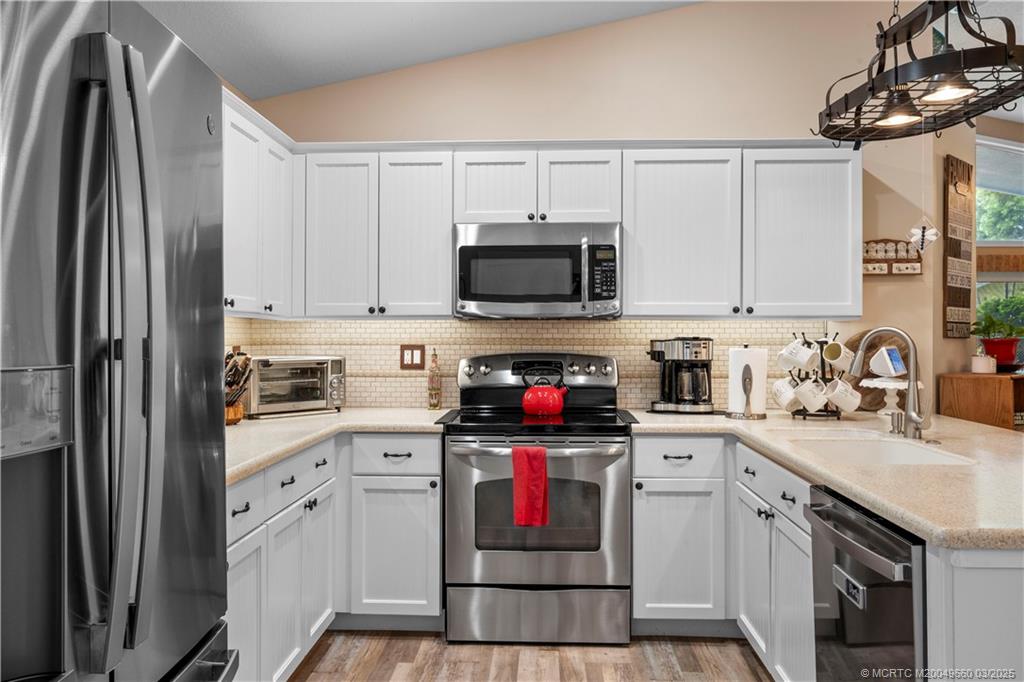 2844 Southwest Regal Terrace Stuart, FL 34997 - Photo 3 of 24 Gallery Image 3