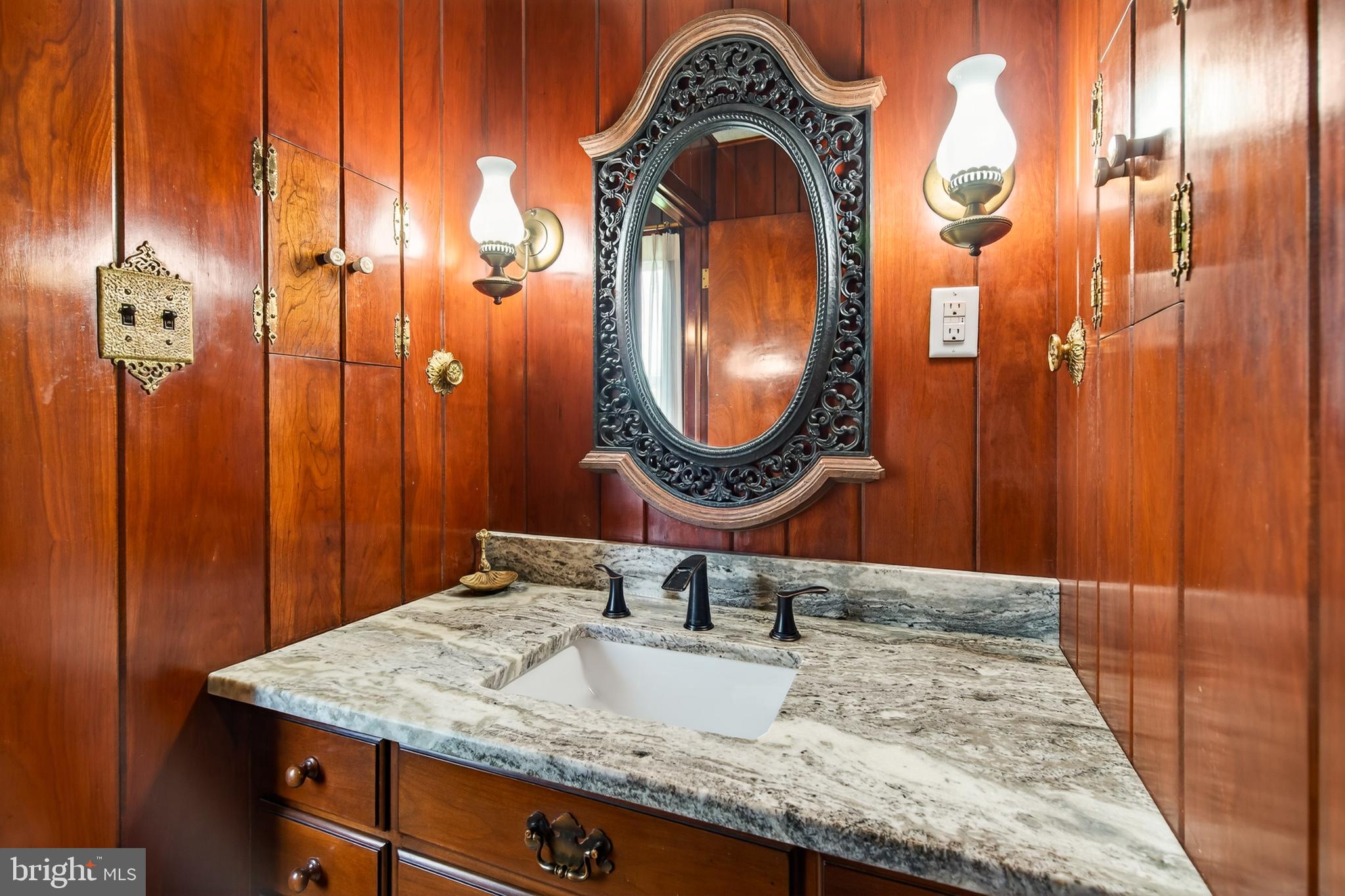 2207 Naamans Creek Road Boothwyn, PA 19061 - Photo 30 of 88