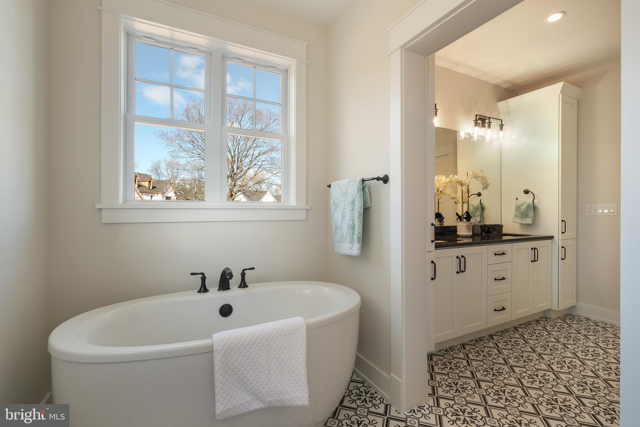 35 West Sandy Ridge Road Doylestown, PA 18901 - Photo 44 of 50 Free Standing Tub