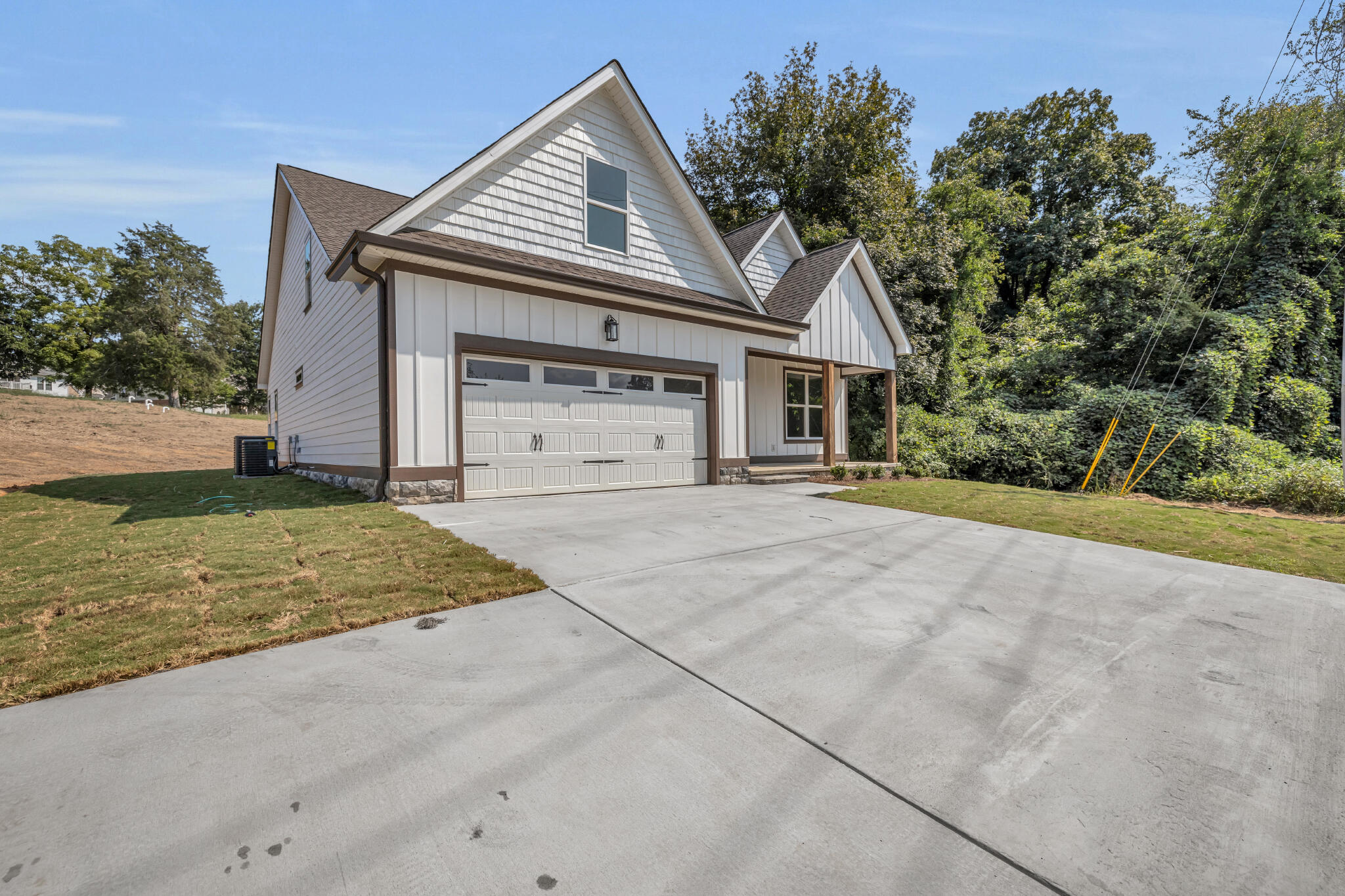 239 Arnold Road Rock Spring, GA 30739 - Photo 3 of 27 4A8A1838