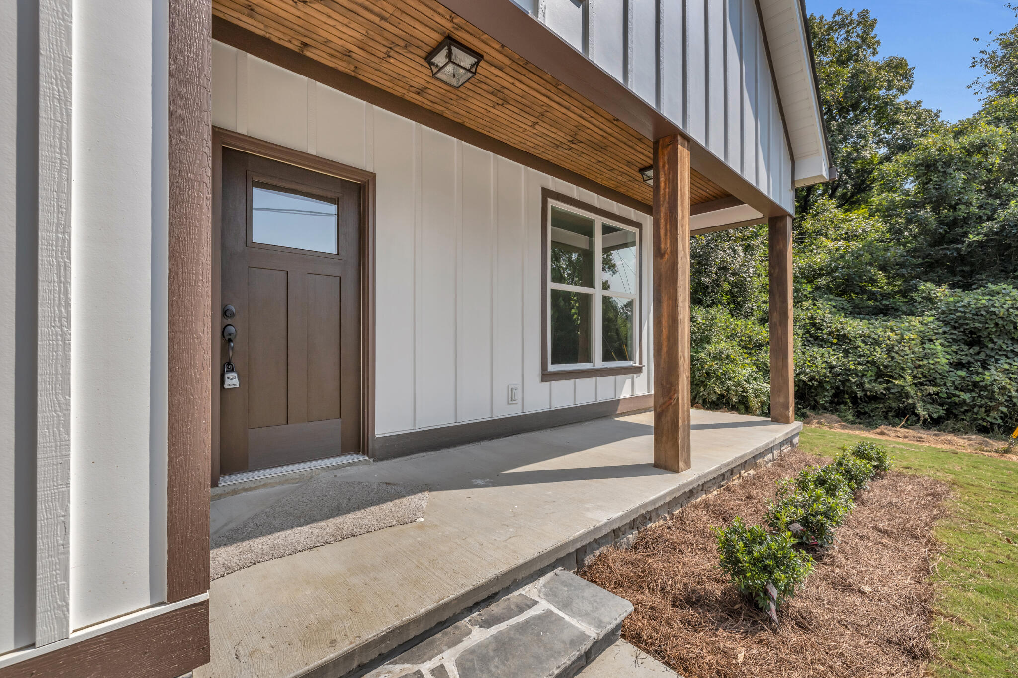 239 Arnold Road Rock Spring, GA 30739 - Photo 4 of 27 4A8A1841