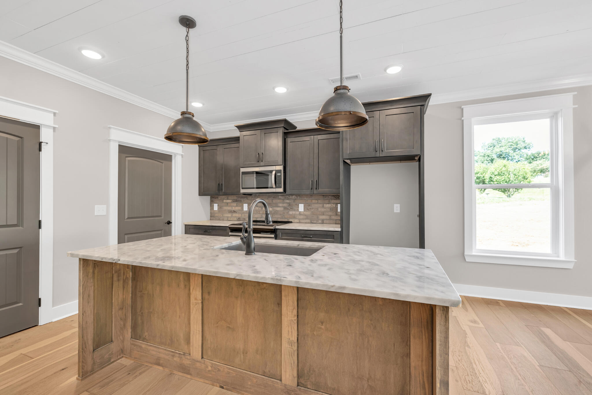 239 Arnold Road Rock Spring, GA 30739 - Photo 8 of 27 4A8A1867