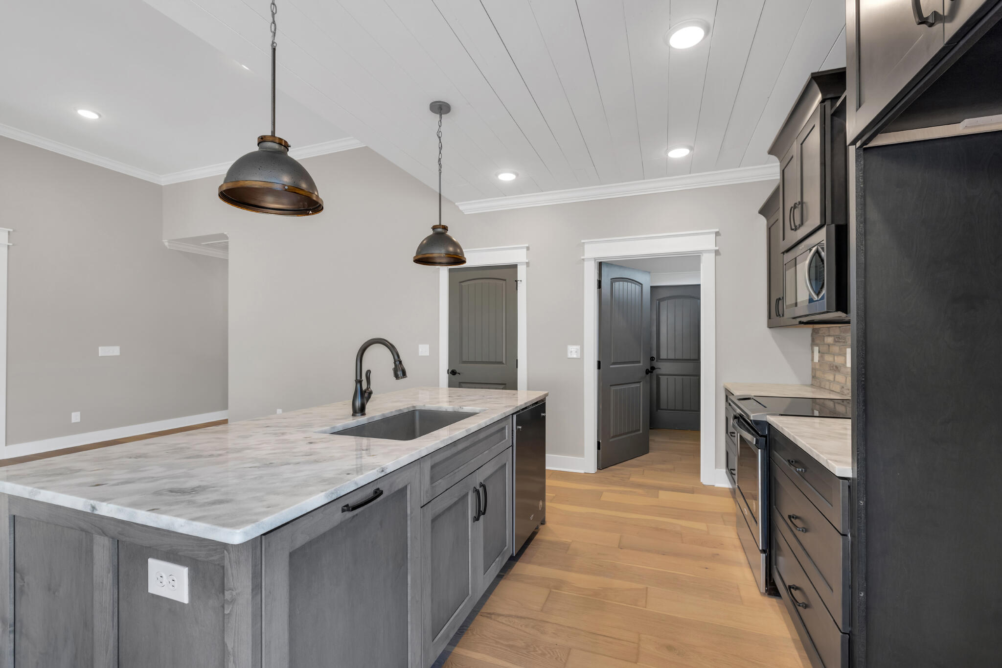 239 Arnold Road Rock Spring, GA 30739 - Photo 9 of 27 4A8A1892