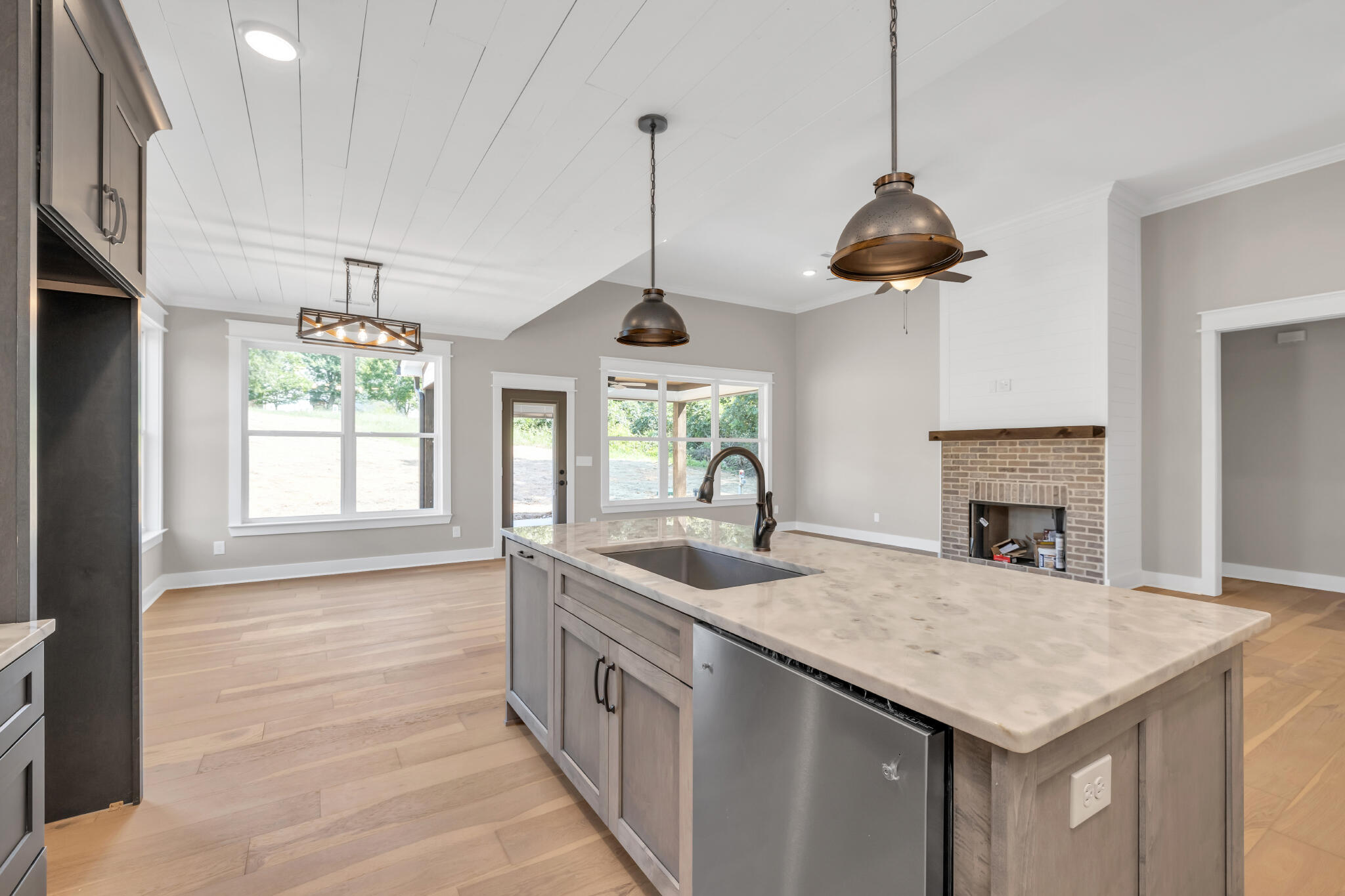 239 Arnold Road Rock Spring, GA 30739 - Photo 10 of 27 4A8A1871