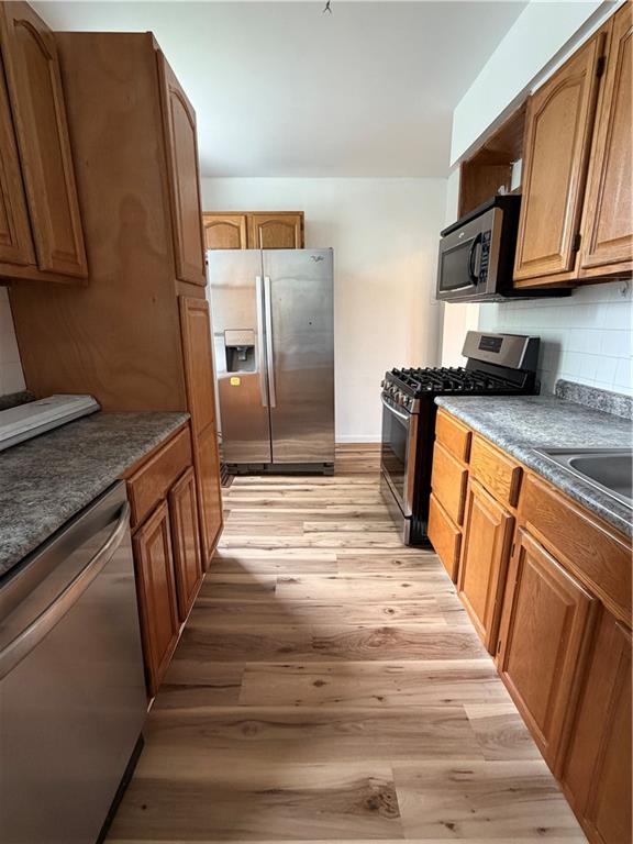 467 Reno Street Rochester, PA 15074 - Photo 5 of 13