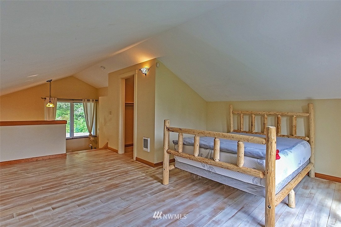 13121 Fagerud Road Southeast Olalla, WA 98359 - Photo 10 of 25 Gallery Image 10