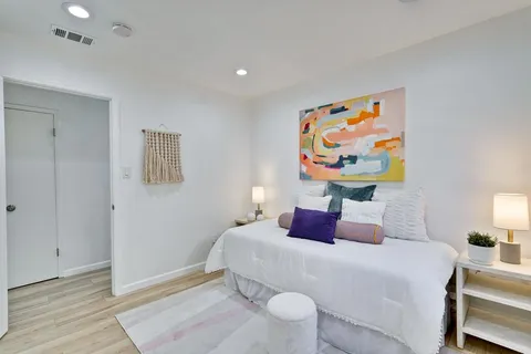 $1,088,888 | 961 Lambaren Avenue, Livermore, CA 94551