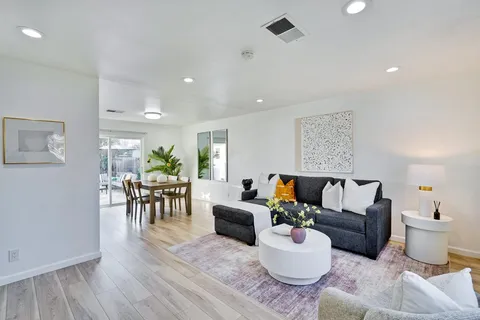 $1,088,888 | 961 Lambaren Avenue, Livermore, CA 94551