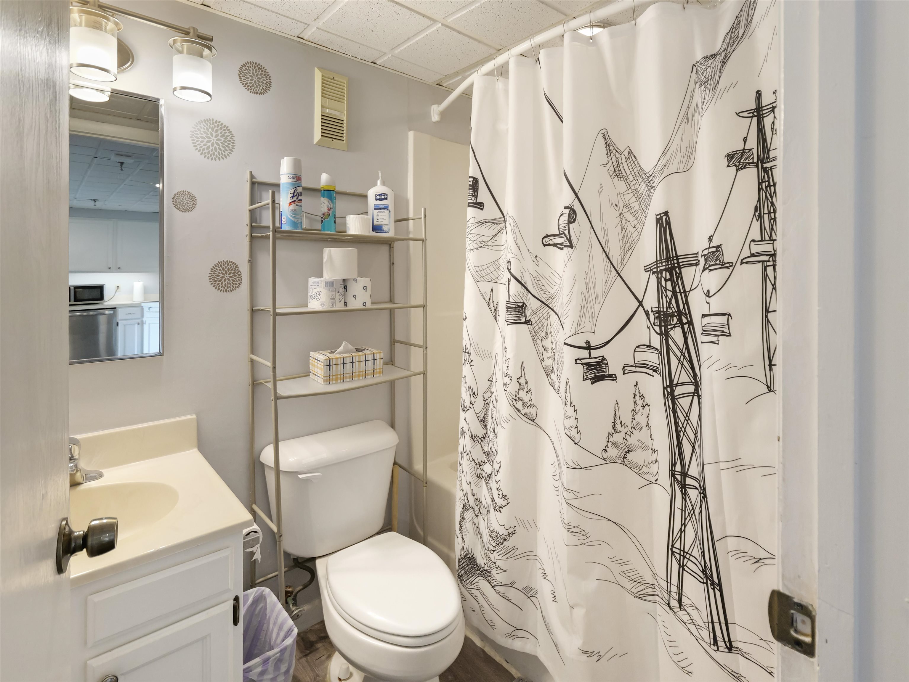 137 East Mountain Road, Unit 2D8 Killington, VT 05751 - Photo 13 of 39 Gallery Image 13