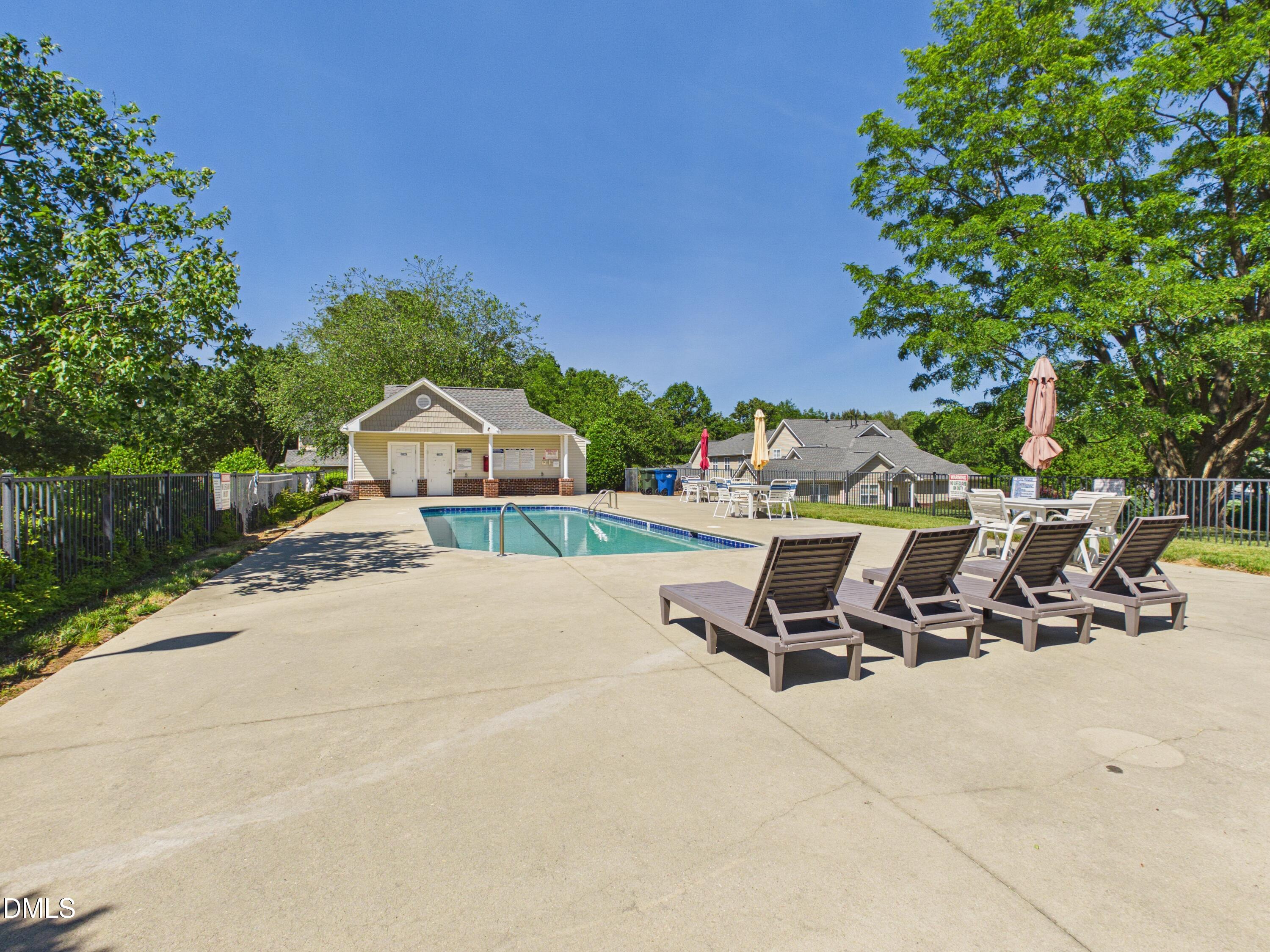 2748 Andover Glen Road Raleigh, NC 27604 - Photo 23 of 40 CAM06429G6-PR0018-STILL032