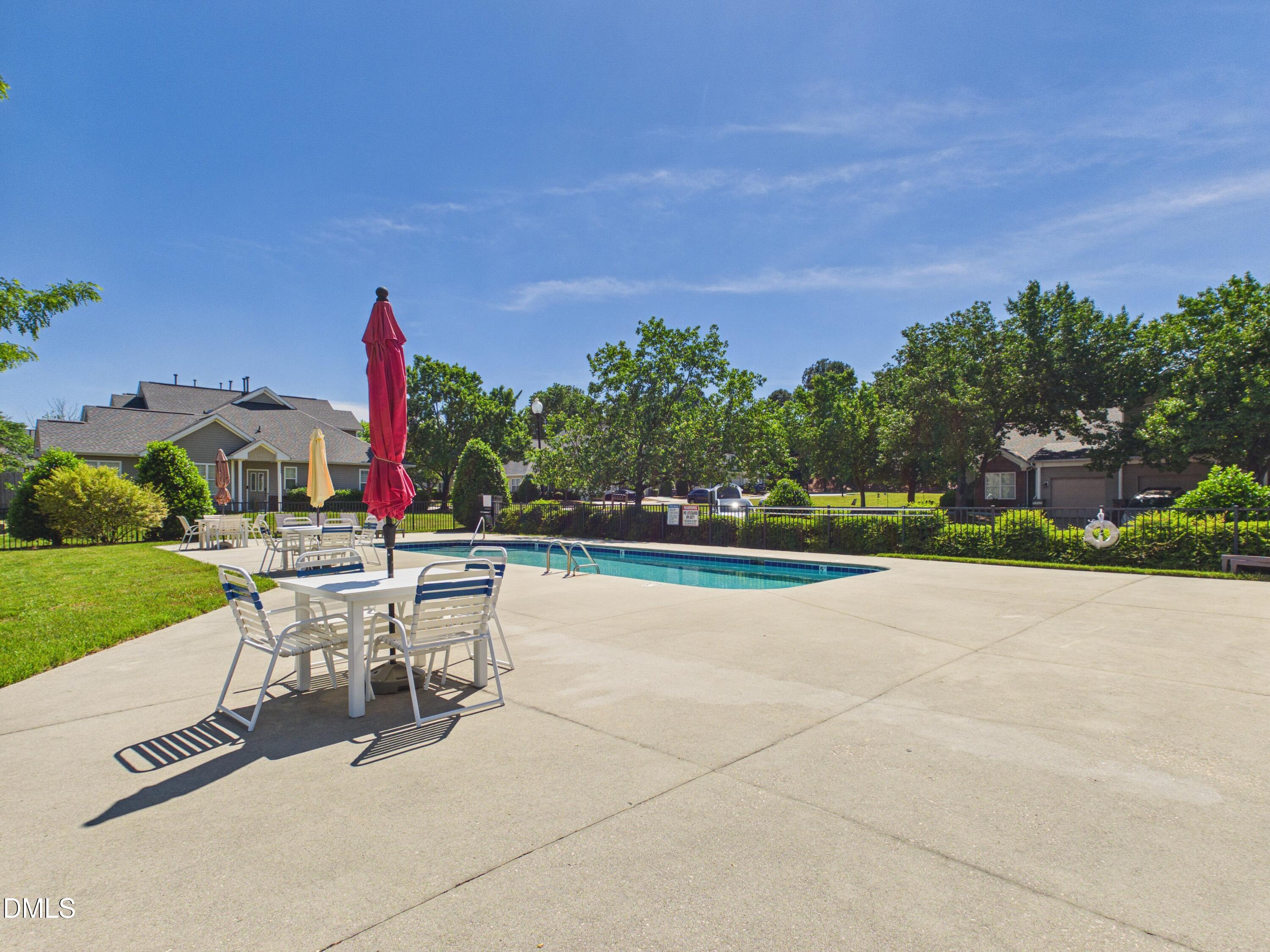2748 Andover Glen Road Raleigh, NC 27604 - Photo 24 of 40 CAM06429G6-PR0018-STILL033