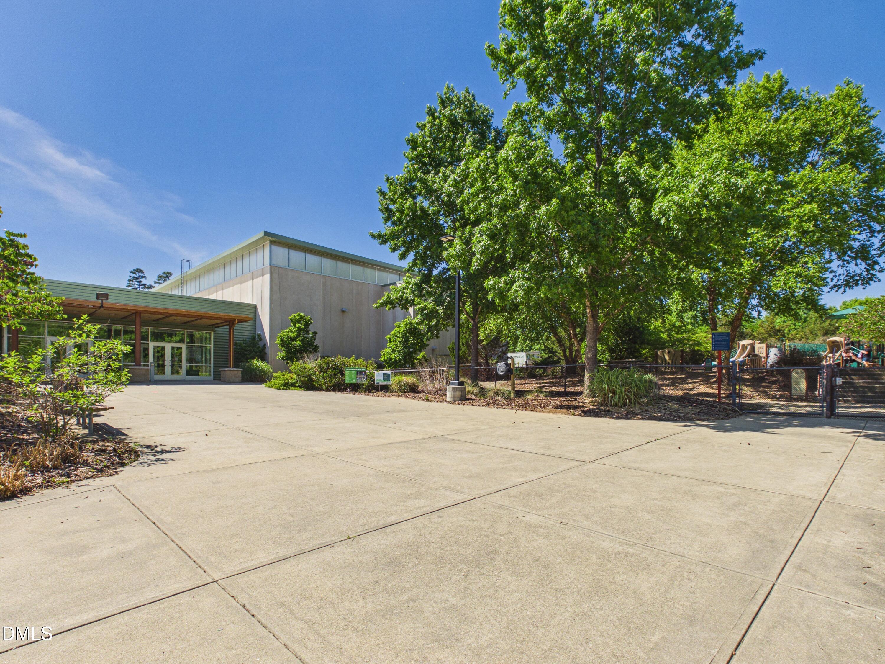 2748 Andover Glen Road Raleigh, NC 27604 - Photo 28 of 40 CAM06429G6-PR0018-STILL040