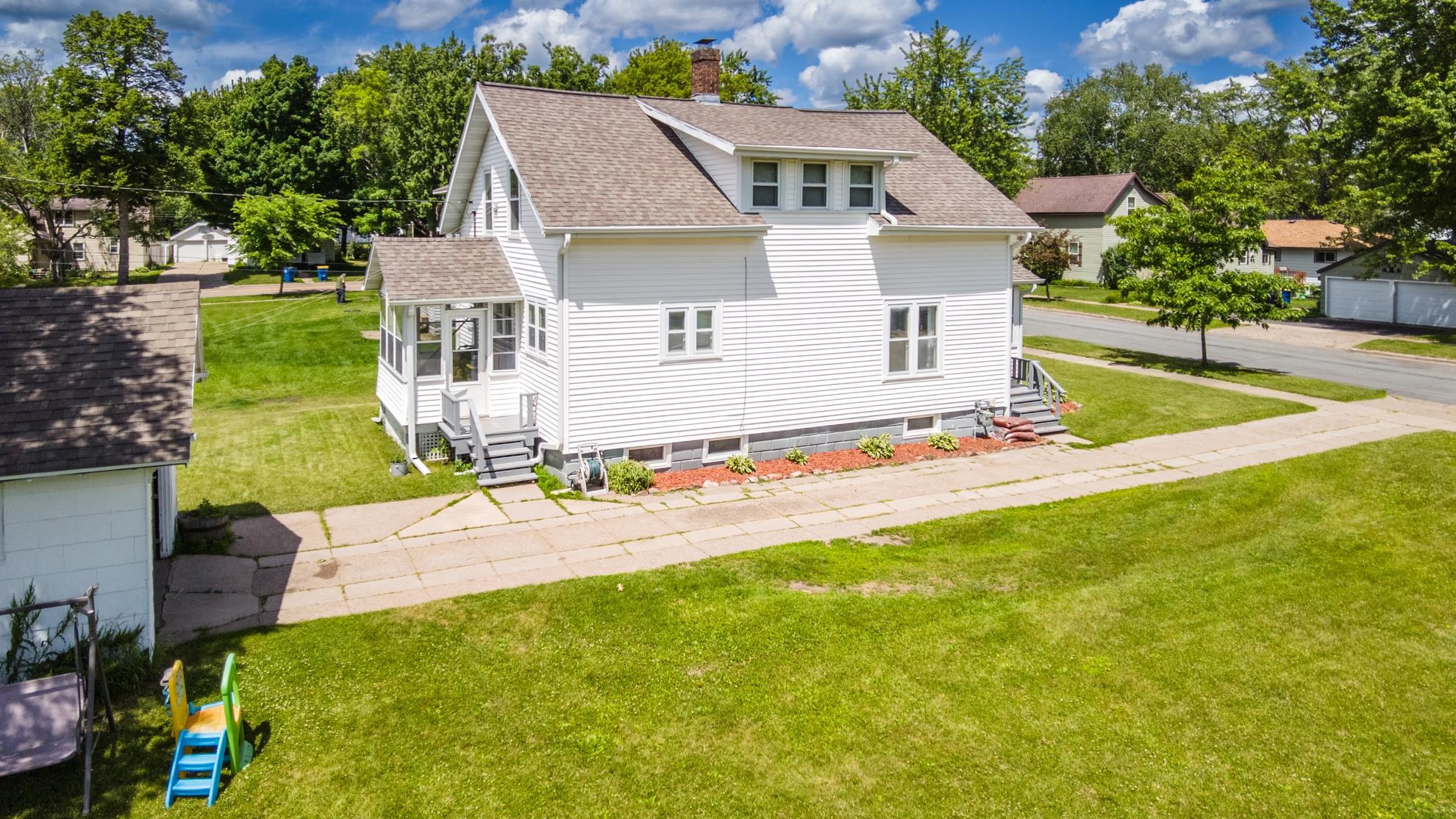 310 Nast Street Merrill, WI 54452 - Photo 9 of 49
