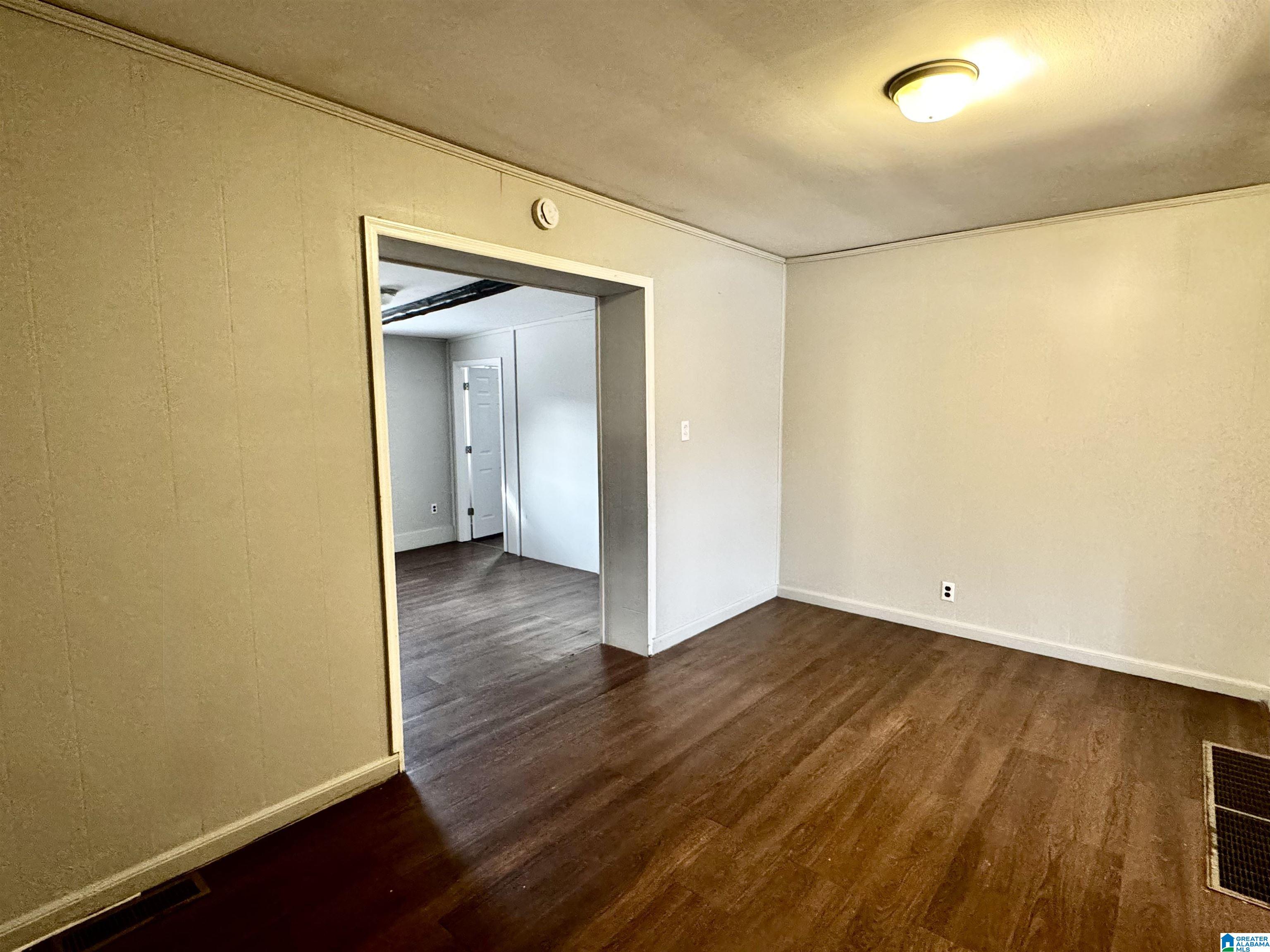415 Thomas Street Warrior, AL 35180 - Photo 8 of 22