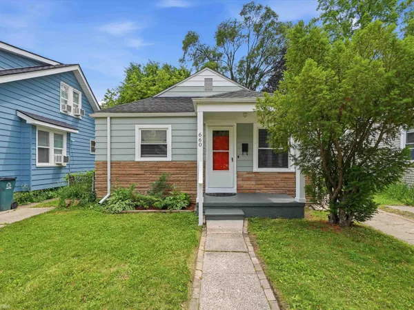 $200,000 | 660 East Marshall Street, Ferndale, MI 48220