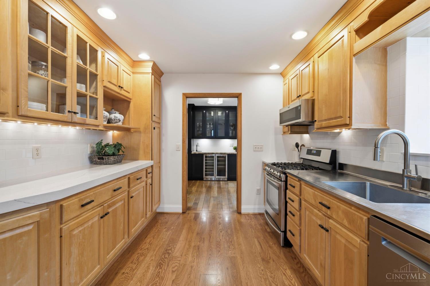 7767 Shawnee Run Road Cincinnati, OH 45243 - Photo 21 of 68 Gallery Image 21
