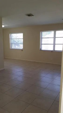 $325,000 | 1230 West 23rd Street, Riviera Beach, FL 33404