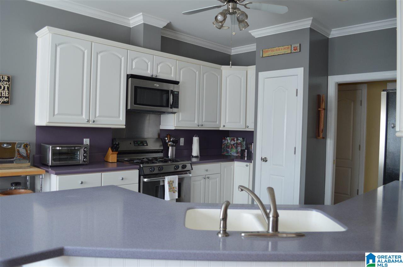 566 Henderson Road Odenville, AL 35120 - Photo 7 of 44 Gallery Image 7