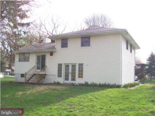 401 Bruce Road Cherry Hill, NJ 08034 - Photo 2 of 5