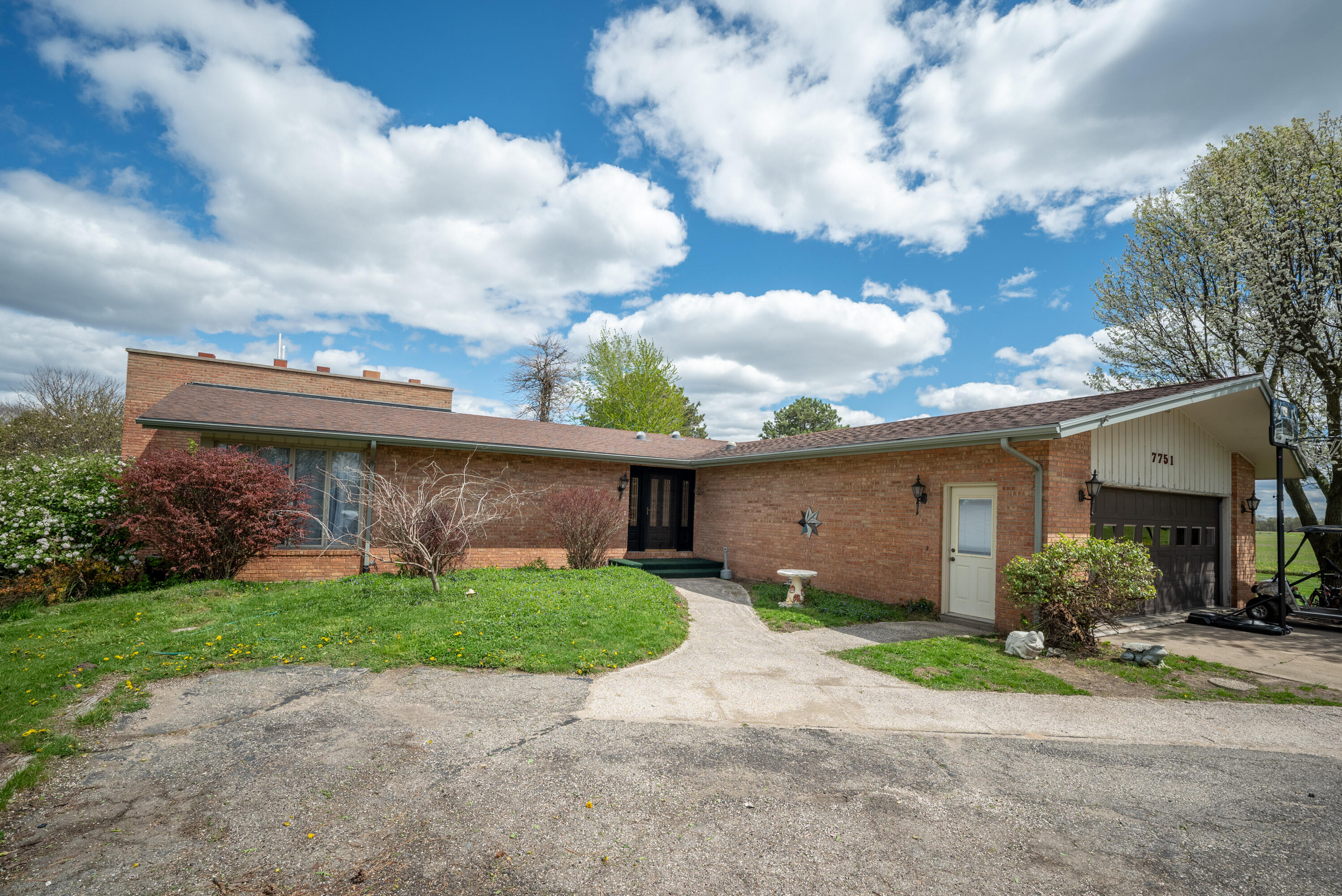7751 South Sheridan Road Sheridan, MI 48884 - Photo 1 of 33 Primary