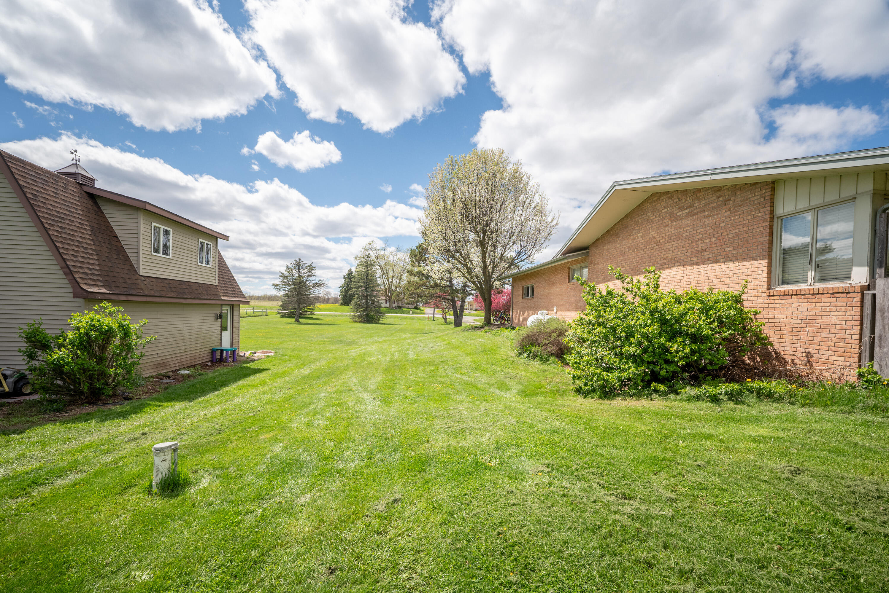 7751 South Sheridan Road Sheridan, MI 48884 - Photo 28 of 33 27