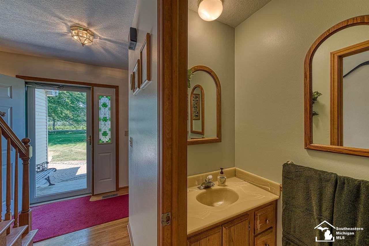13391 Lulu Road Ida, MI 48140 - Photo 18 of 40