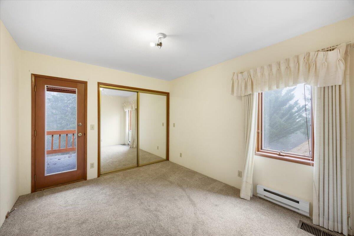 5449 Hugo Road Grants Pass, OR 97526 - Photo 15 of 28 H19