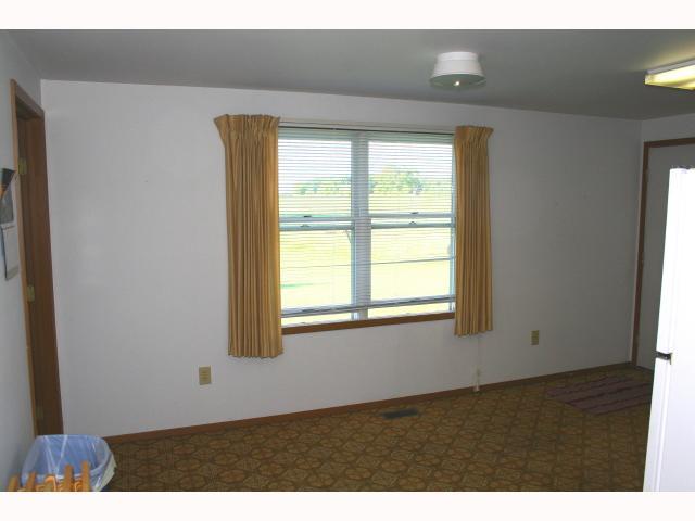 6490 Troy Road Springfield, OH 45502 - Photo 8 of 14
