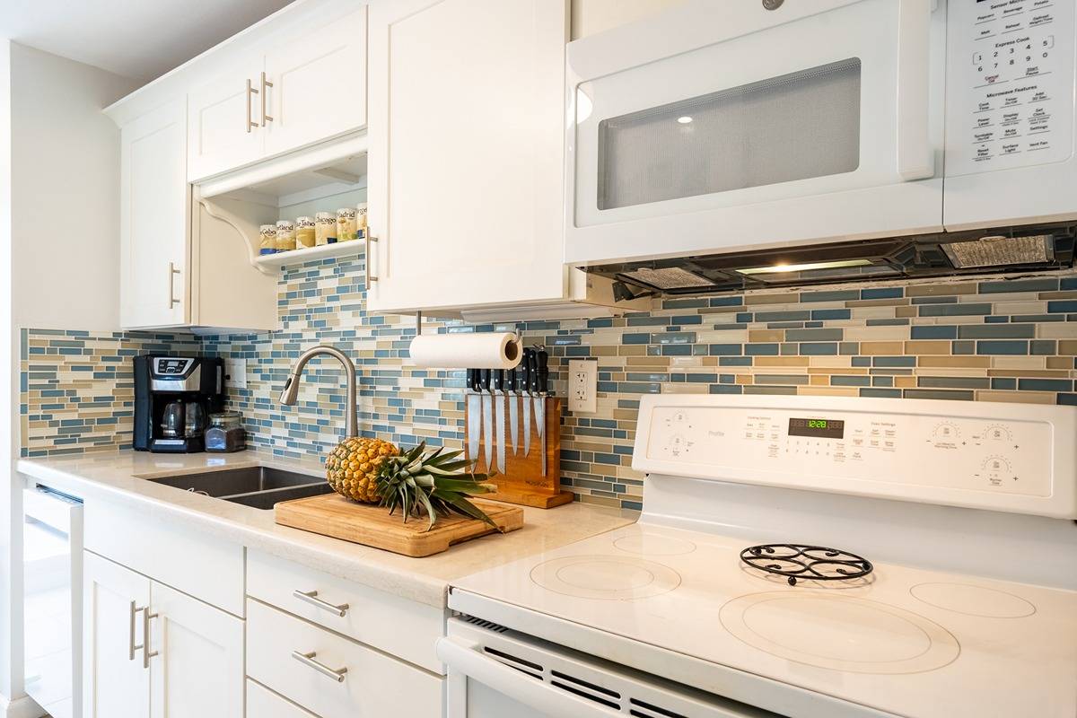 3057 Poipu Road, Unit 7 Koloa, HI 96756 - Photo 4 of 10 Gallery Image 4