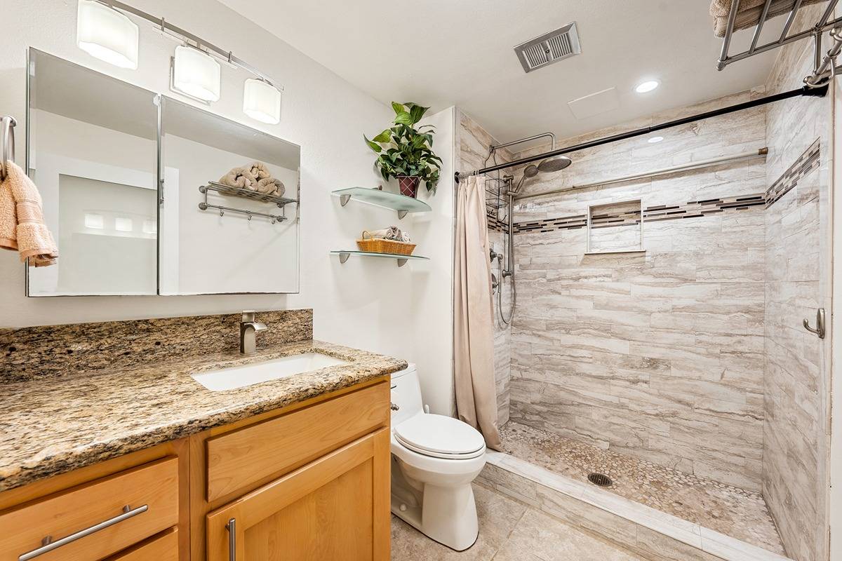 3057 Poipu Road, Unit 7 Koloa, HI 96756 - Photo 6 of 10 Gallery Image 6